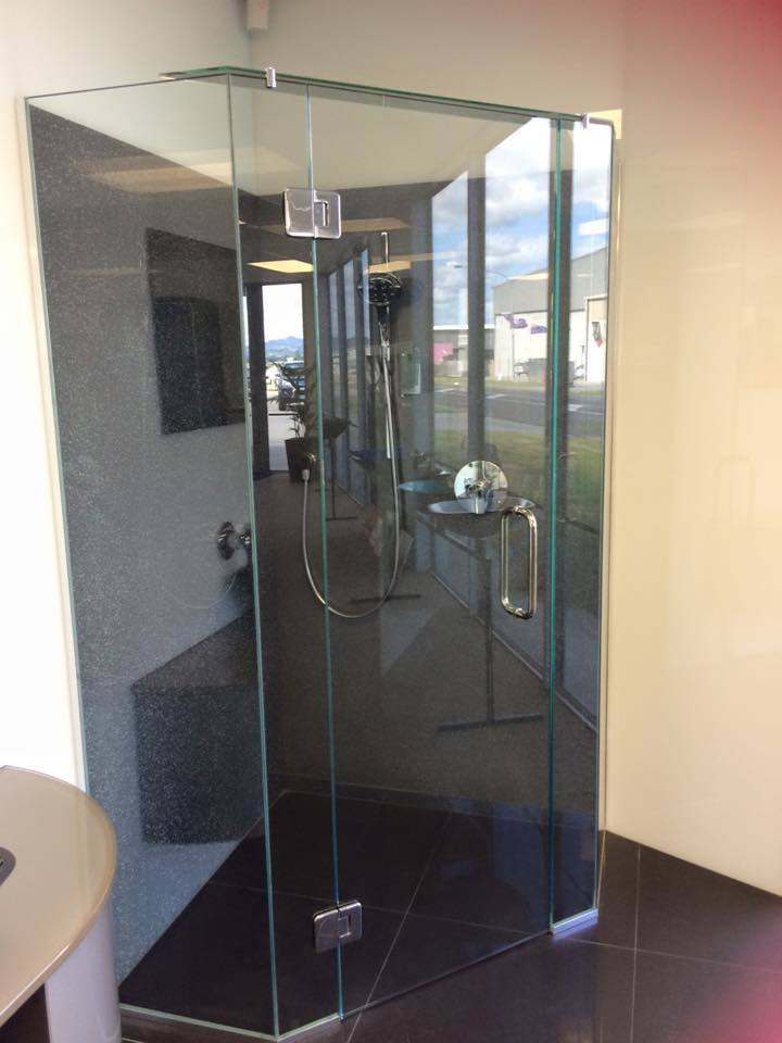 Shower glass Cambridge, frameless glass showers Waikato